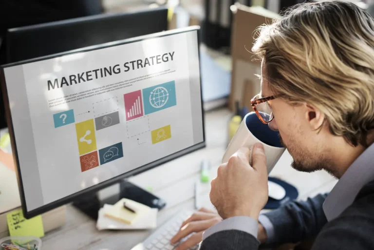 Skuteczna strategia marketingowa. Jak wyróżnić się na tle konkurencji?